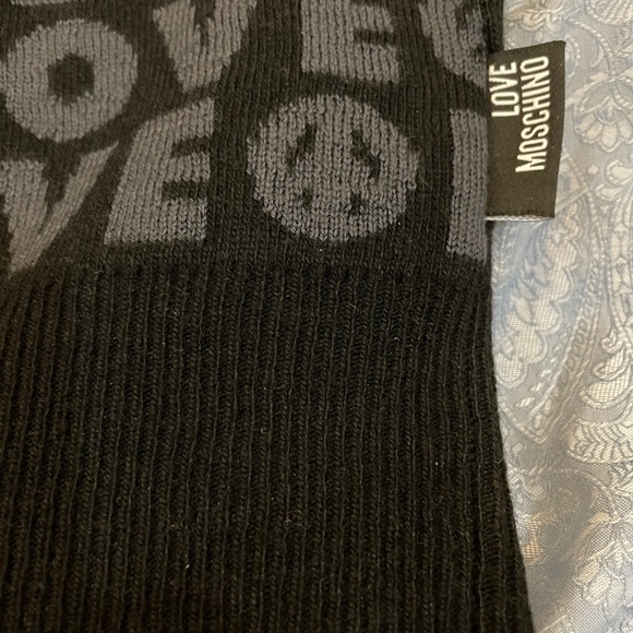 Love Moschino Mens Wool Cachmere Logo Sweater Sz M - Picture 8 of 8